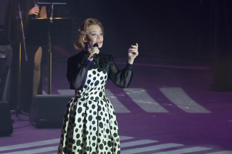 A Coruña se rinde ante Paloma San Basilio y le da las ‘Gracias’ por su visita al Palacio de la Ópera