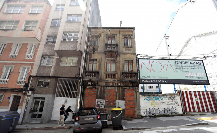 La propiedad de un antiguo piso okupa de Os Mallos debe limpiar y desratizar el inmueble en 15 días
