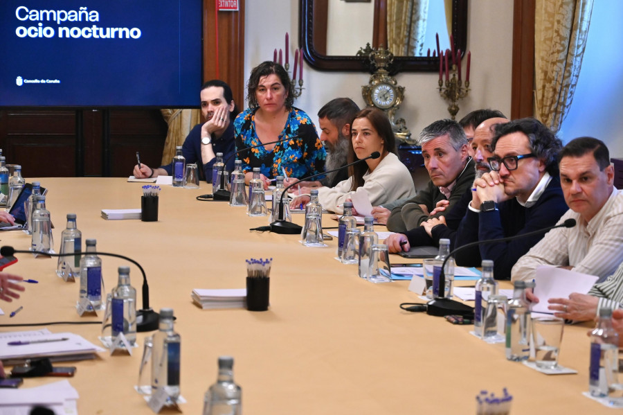 La hostelería de A Coruña se acerca al límite de los 85 decibelios antes de la creación de una mesa técnica
