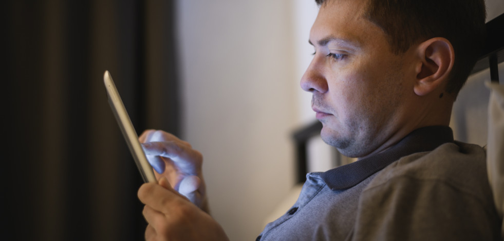 El auge de la IA como confidente: cuando la necesidad de desahogarse encuentra un eco digital en ChatGPT