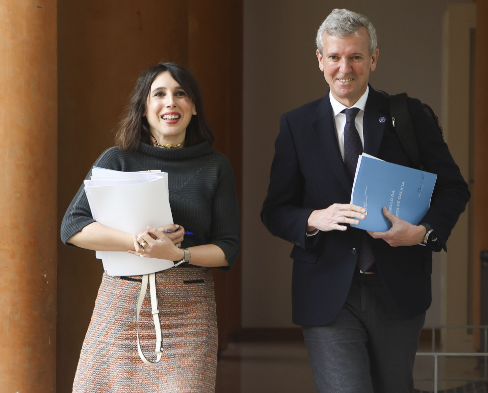 Lorenzana y Rueda llegan a la rueda de prensa posterior al Consello