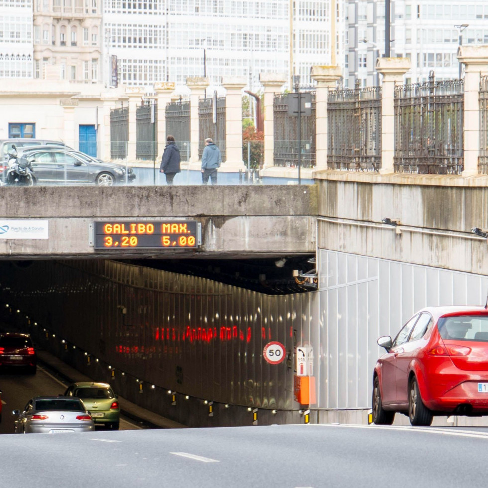 El túnel que permitió la peatonalización de La Marina cumple diez años