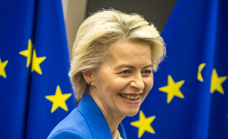 Bruselas justifica por agenda que Von der Leyen tomara un avión para volar 200 kilómetros