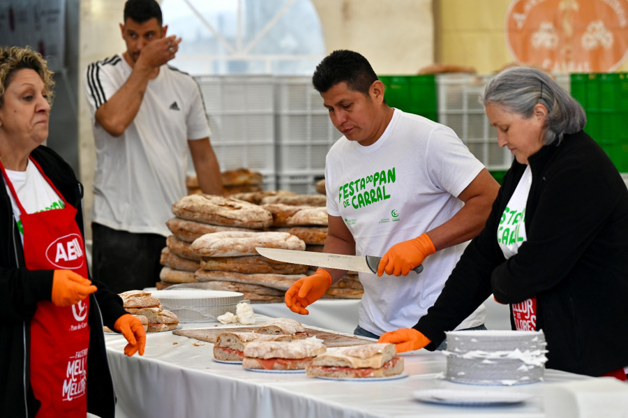 Carral vendió más de 6.000 bocadillos en su Fiesta del Pan