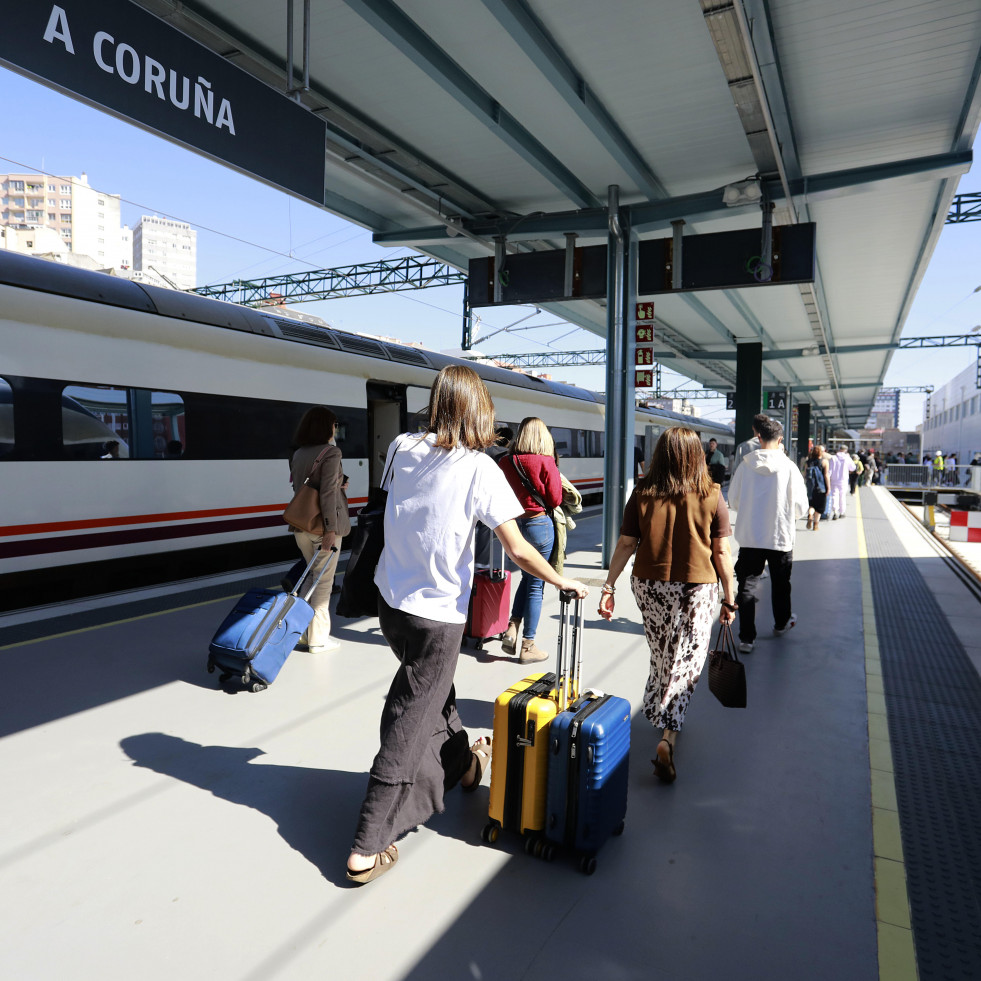 A Coruña aumenta sus viajes en AVE o Avlo a Madrid