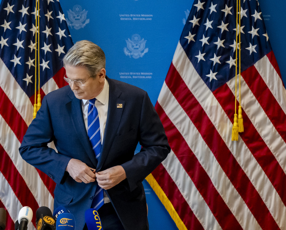 Scott Bessent se prepara para comparecer ante la prensa