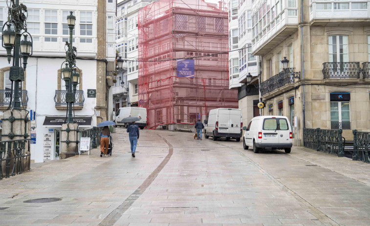El Gobierno de Barral convoca a vecinos y comerciantes para aclarar el control de accesos al centro de Betanzos