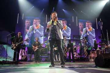 Manolo García, en su concierto en el Coliseum de A Coruña en 2024  J. alborés