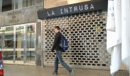 La Policía Local de A Coruña acudió tres veces a intentar cerrar La Intrusa