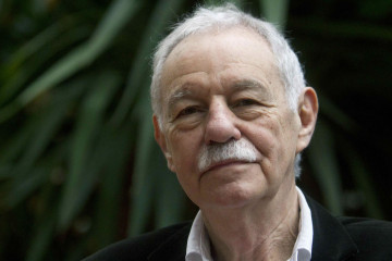 Eduardo Mendoza