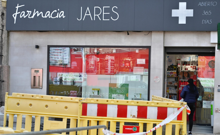 Detenida una mujer por atracar con unas tijeras una farmacia de A Coruña