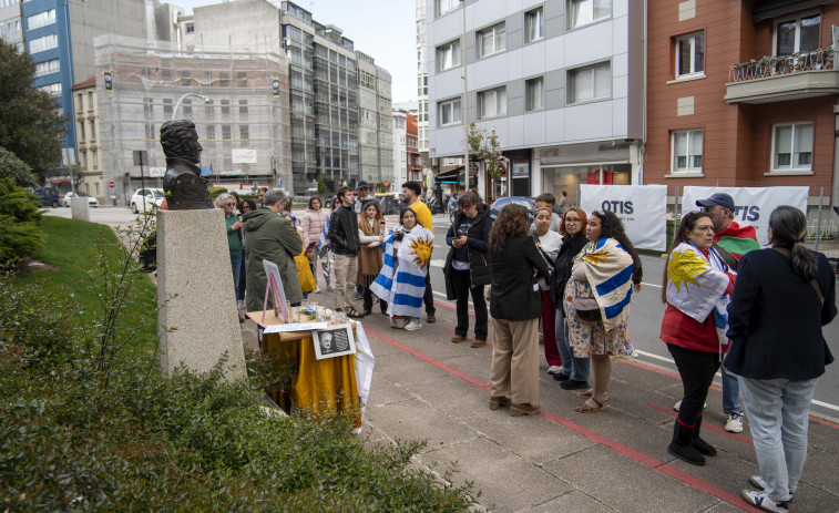 La comunidad de Uruguay en A Coruña se reúne para recordar a José Mujica
