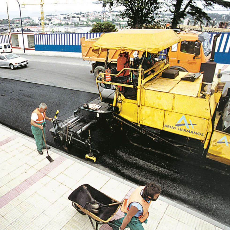 Hace 25 años | Las obras de asfaltado en la N-550 provocan un gran caos de tráfico