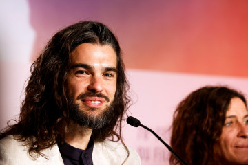CANNES (France), 16/05/2025.- Director Oliver Laxe (L) and Stefania Gadda (R) attend the press conference for 'Sirat' during the 78th annual Cannes Film Festival, in Cannes, France, 16 May 2025. The f