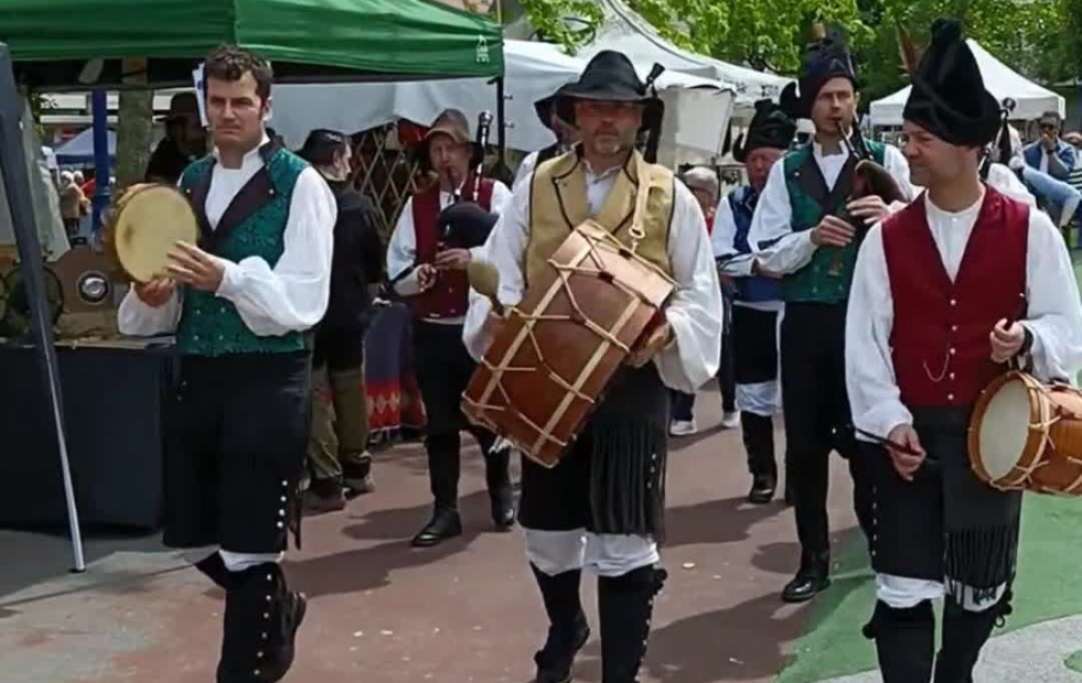 Culleredo celebra las Letras Galegas como epicentro de la artesanía