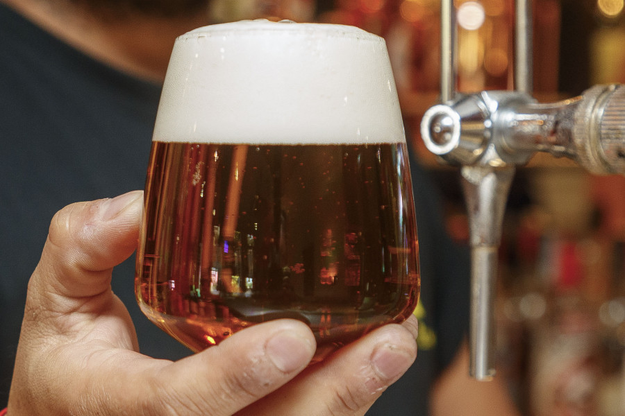 De las opciones "sin" al bum de abstemios, ¿pero ha caído el consumo de alcohol en bares?