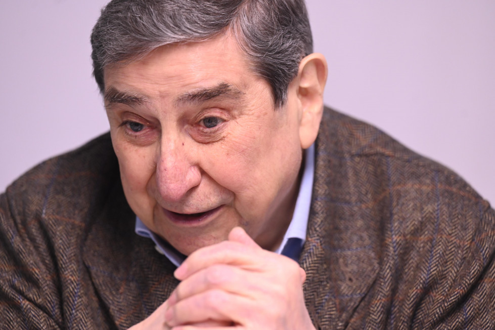 Augusto César Lendoiro 250219 21 18543816 (1)