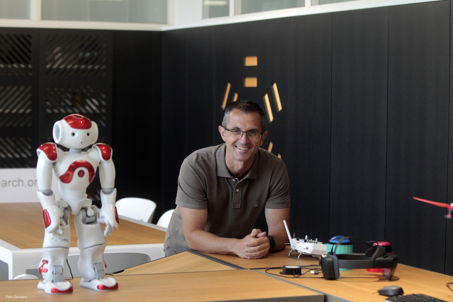 Francisco Bellas |  “Si no entendemos por qué la inteligencia artificial hace lo que hace, entonces perdemos el control”