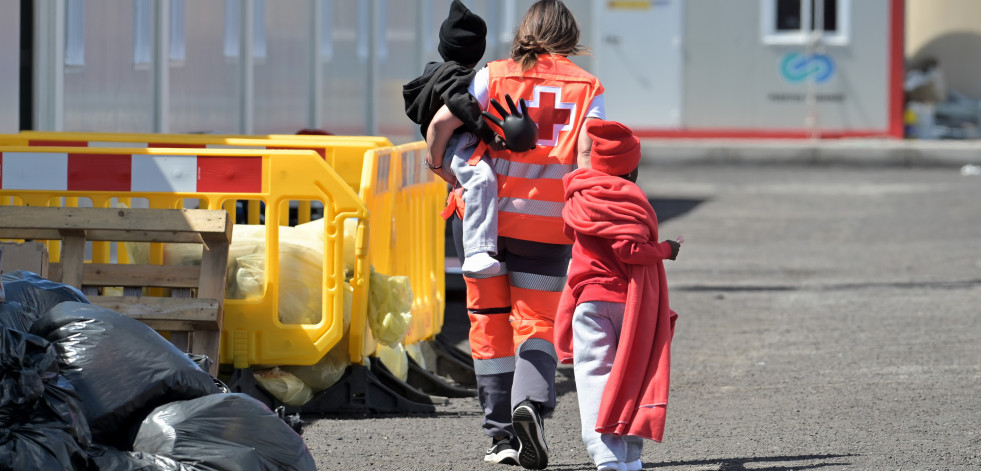 El PSOE propone regularizar a los migrantes que hayan llegado antes del 31 de diciembre de 2024