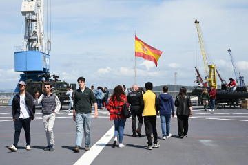 Buque anfibio ‘Castilla (2)