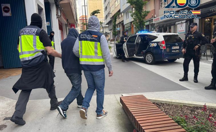 Desarticulados en Os Mallos tres puntos negros de venta de drogas