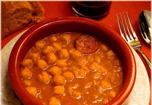 Callos con garbanzos