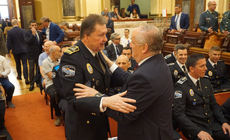 El PP de A Coruña exige más personal y un nuevo cuartel para la Policía Local