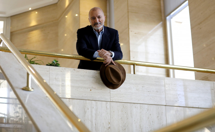 Pérez Reverte anuncia una nueva entrega del capitán Alatriste