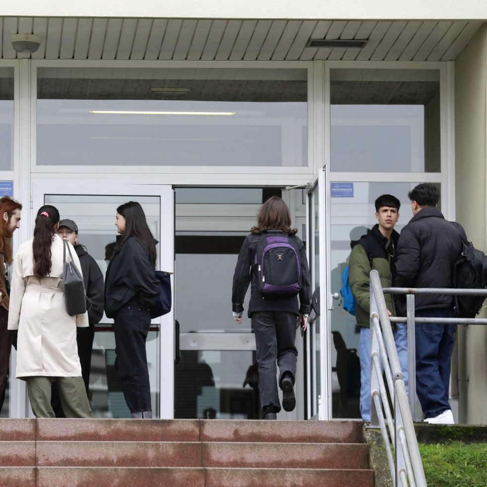 La UDC es la universidad gallega con menor inserción laboral