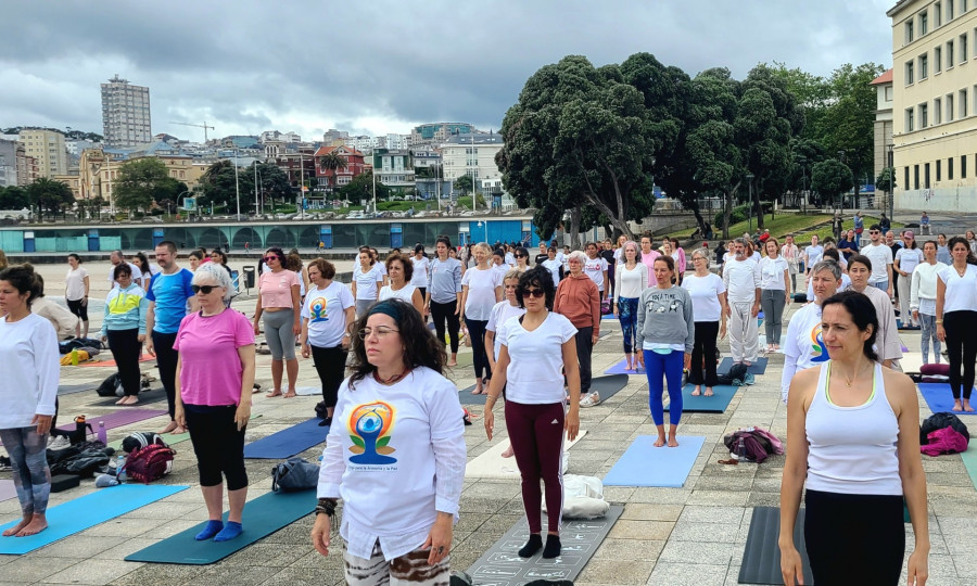 A Coruña celebra el Día Internacional del Yoga con una clase magistral abierta al público