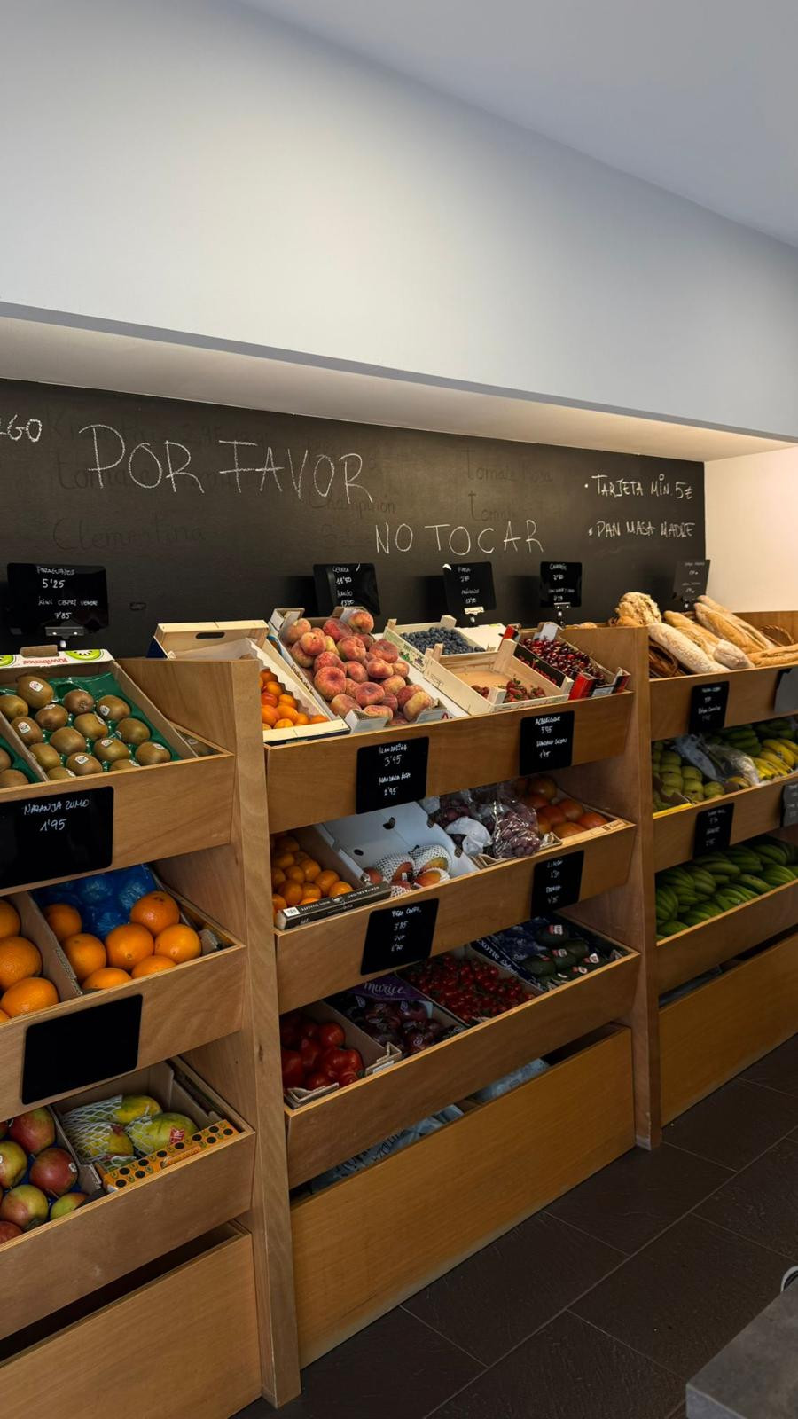 Arraigo Sabor Real: la nueva tienda de alimentación consciente en A Coruña