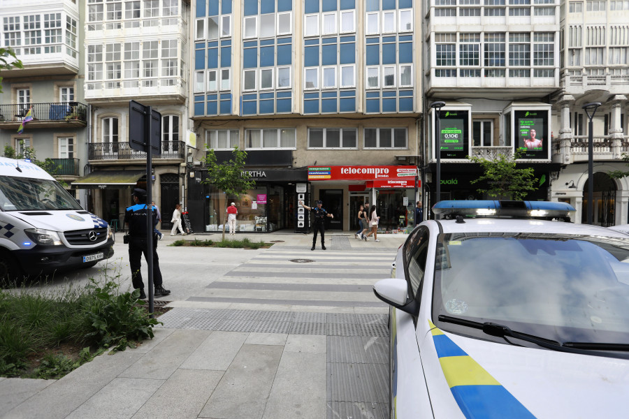 Un menor atropella a una mujer con una bicicleta en A Coruña