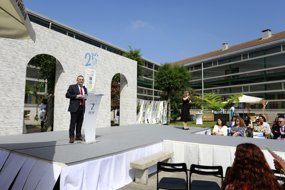 CIFP Paseo das Pontes celebró ayer sus veinticinco años de vida (8)