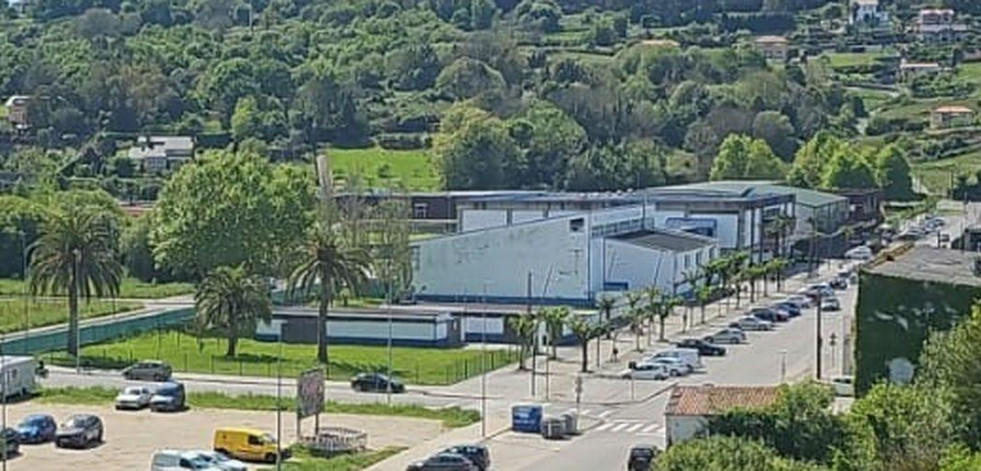El polideportivo do Carregal llevará el nombre de José María Valeiro