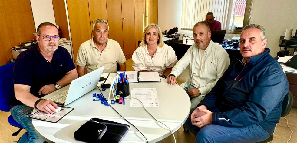 El PP de Culleredo traslada a la Xunta las demandas de los vecinos para mejorar el servicio de bus