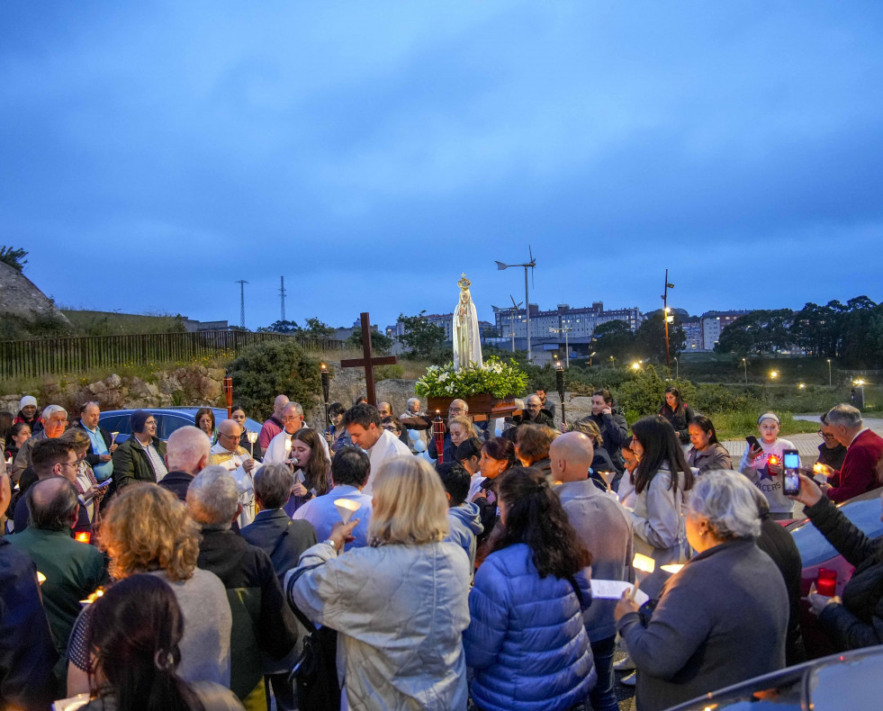 Procesión de la Virgen con antorchas de la iglesia de San Pedro de Visma @ Carlota Blanco (9)