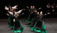 El Palacio de la Ópera se vistió de tradición para acoger el Concurso de Baile Xacarandaina