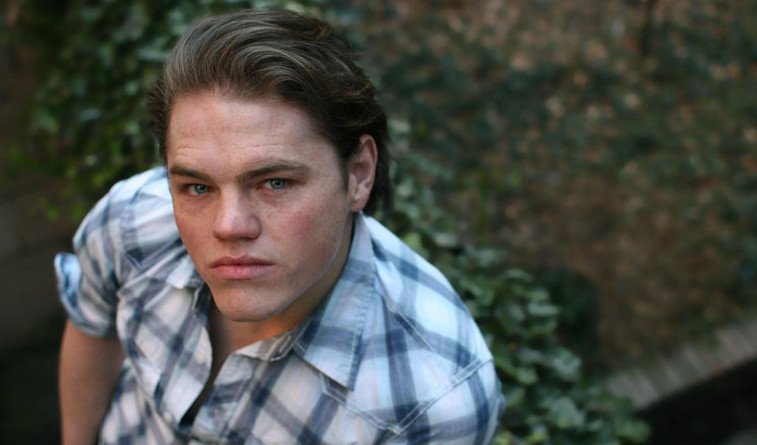 Muere Devin Harjes, actor conocido por series como ‘Daredevil’, ‘Gotham’ o ‘Manifest’, a los 41 años de edad