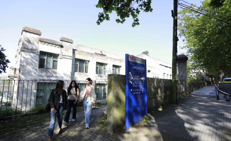 Conflicto interno en el PSOE por la titulación de Medicina en la UDC