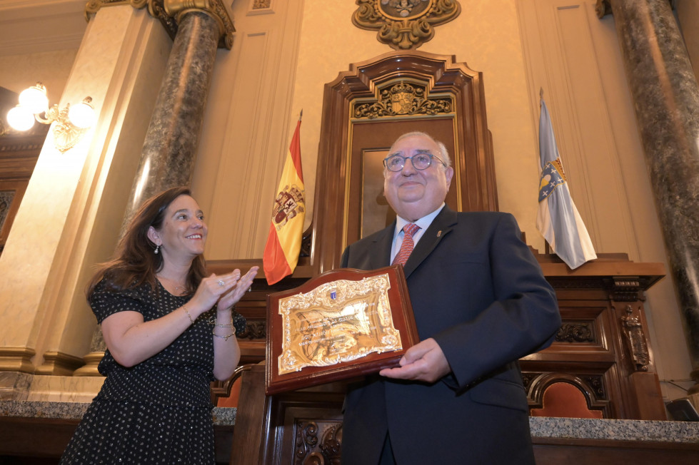 Entrega del título de hijo predilecto a Moncho Núñez  @J. Alborés (14)