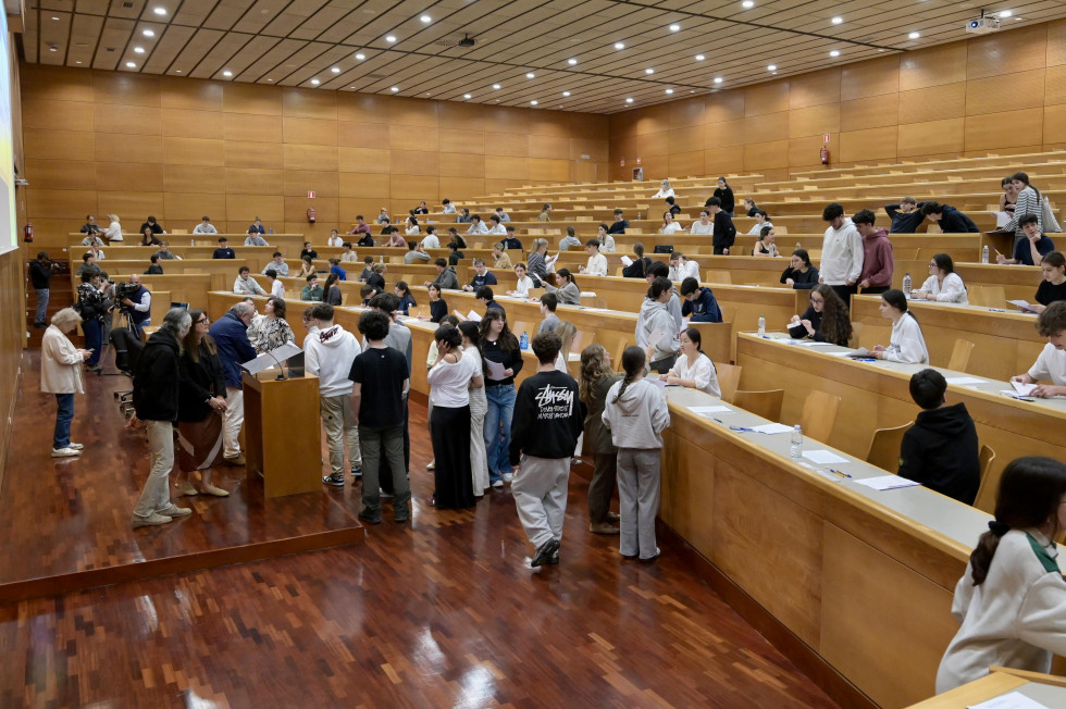 Primer día de los exámenes de Selectividad en la Universidad de A Coruña @ Javier Alborés (26)