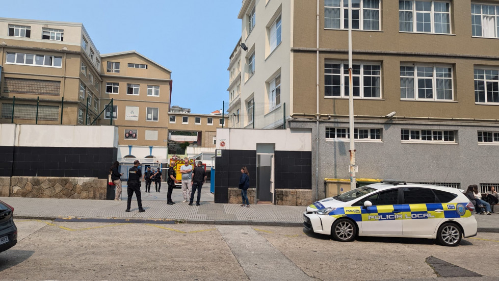 Alarma de incendio en el colegio Hogar de Santa Margarita de  A Coruña