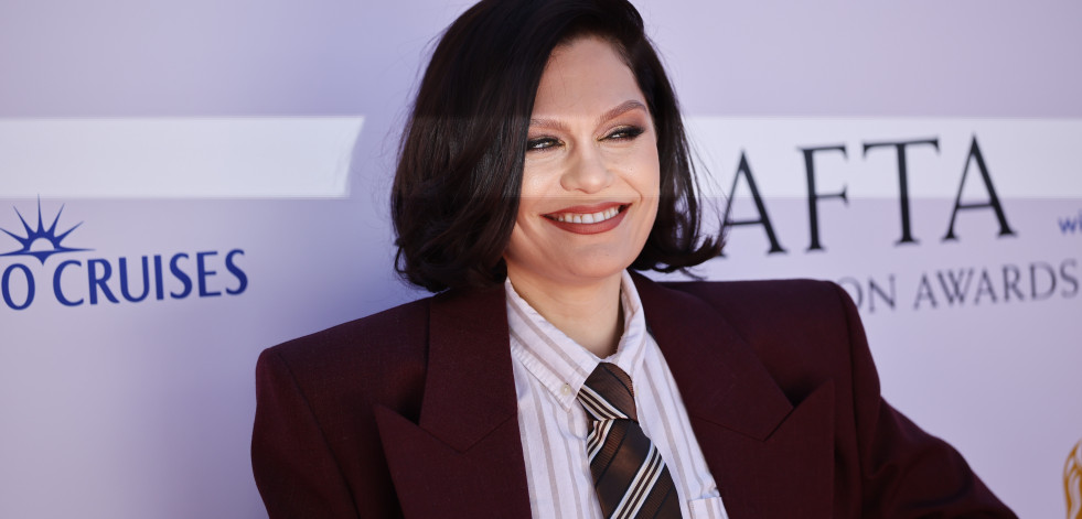La cantante Jessie J padece cáncer de mama