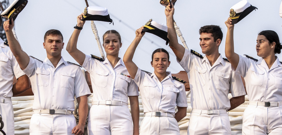 El comandante del buque Elcano destaca la completa formación que recibe la princesa Leonor
