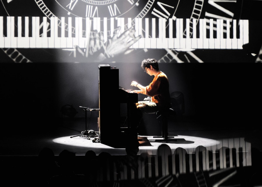 El Teatro Colón viajará por los 12 signos con el pianista Tony Ann