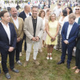 Paloma Lago, a la izquierda, y Alfonso Villares, en el centro, durante la