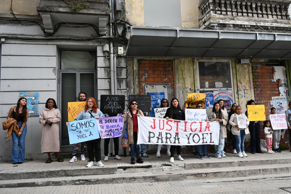 Concentración para pedir justicia para Yoel Quispe @ Pedro Puig