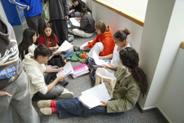 Alumnos de Selectividad en A Coruña @ Carlota Blanco
