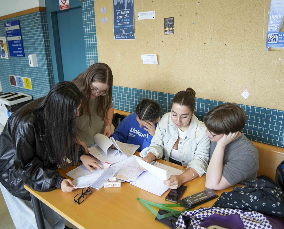 Última jornada de Selectividad en A Coruña @ Carlota Blanco (11)