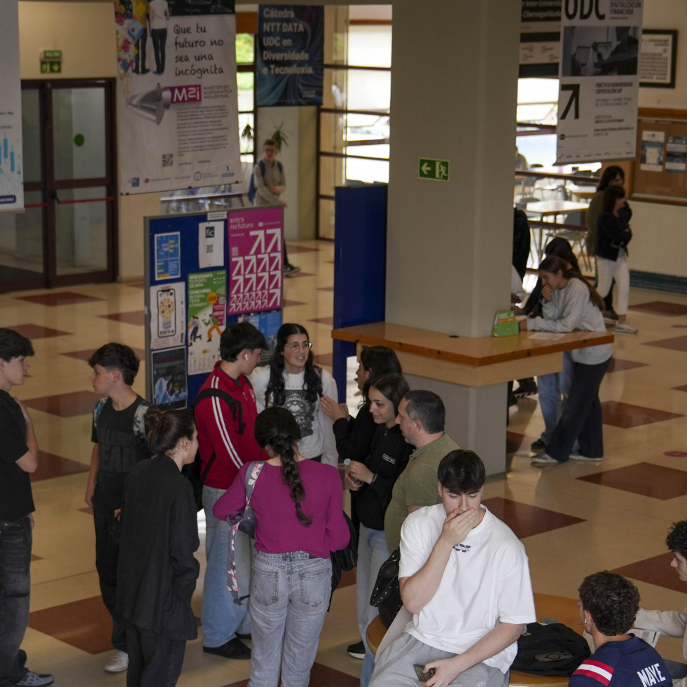 Estas son las 55 carreras que se pueden estudiar en la Universidad de A Coruña